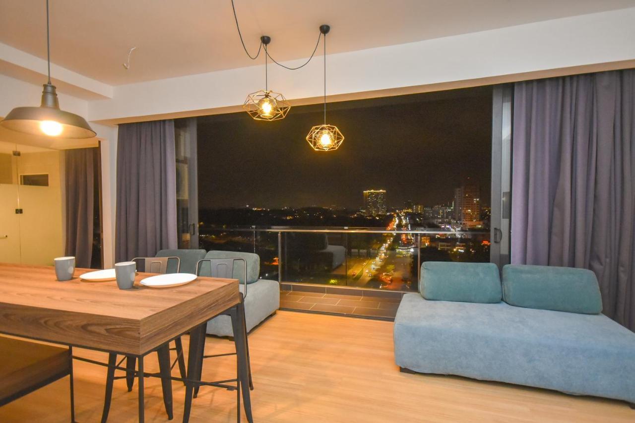 Cube 8Teens By Nest Home Johor Bahru Extérieur photo