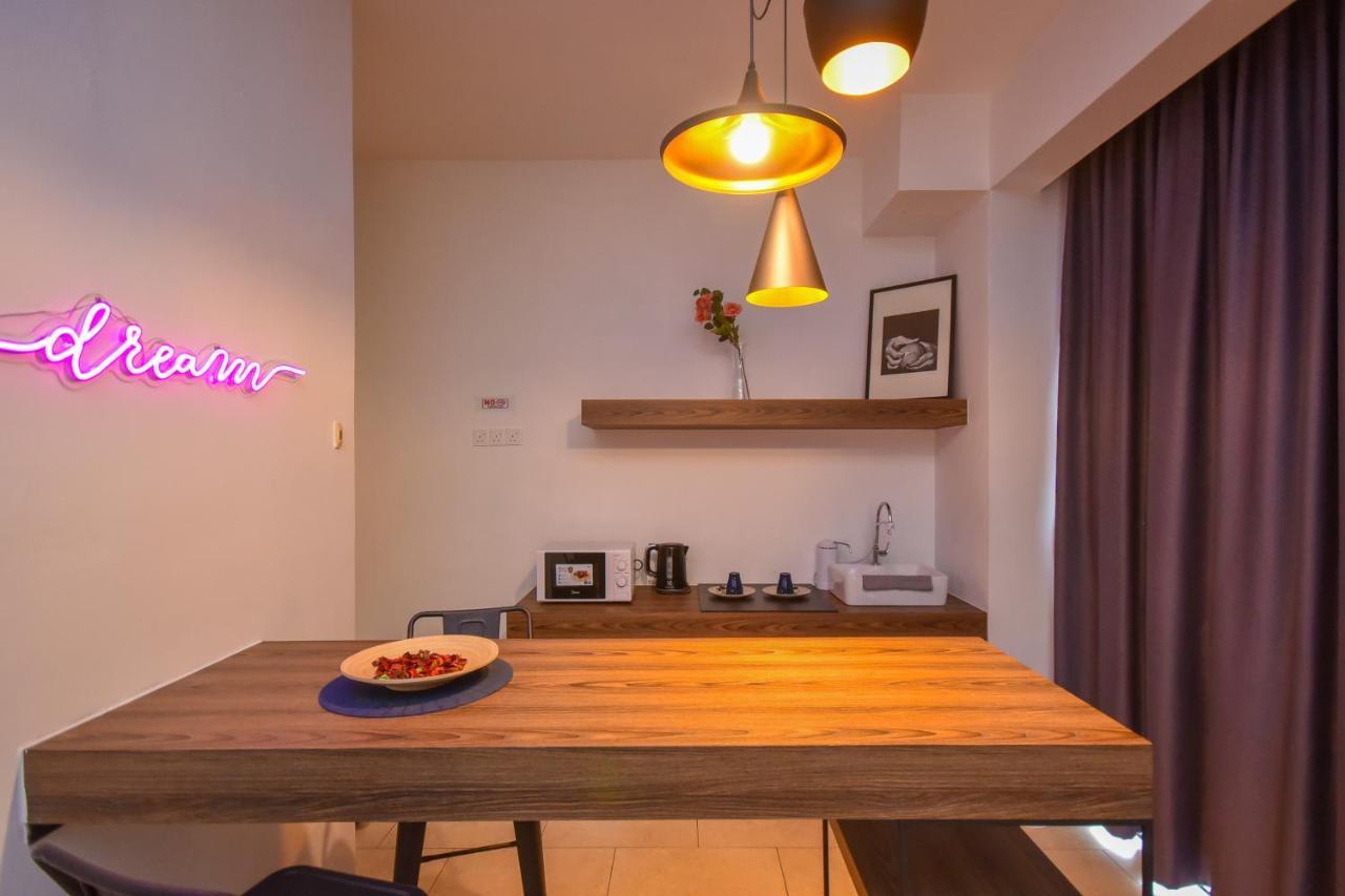 Cube 8Teens By Nest Home Johor Bahru Extérieur photo