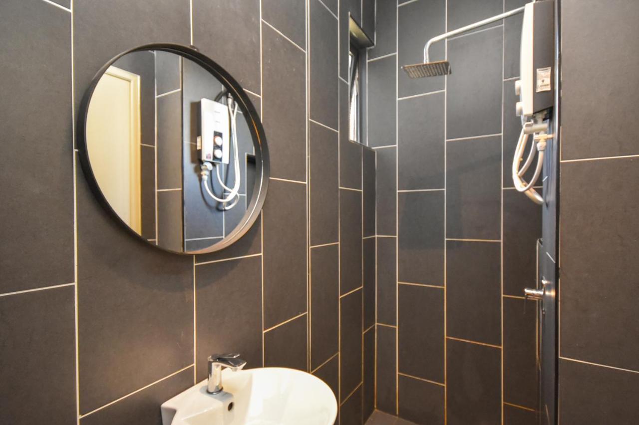 Cube 8Teens By Nest Home Johor Bahru Extérieur photo